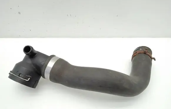Mercedes-Benz Vito Viano W447 Engine coolant pipe/hose A4475010682 1321041