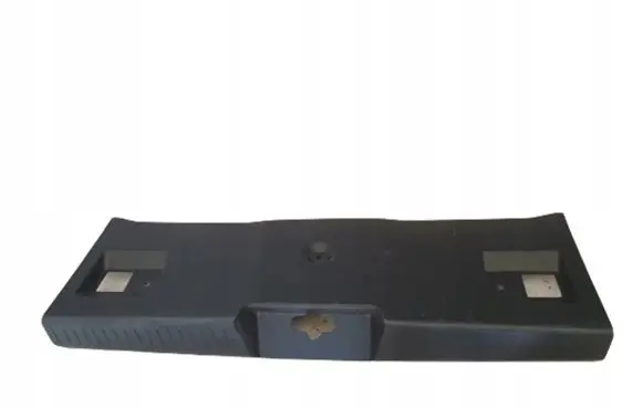 Trunk/boot sill cover protection
