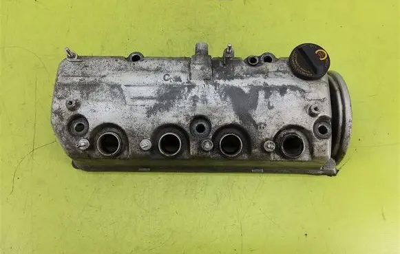 Honda Civic Rocker cam cover 