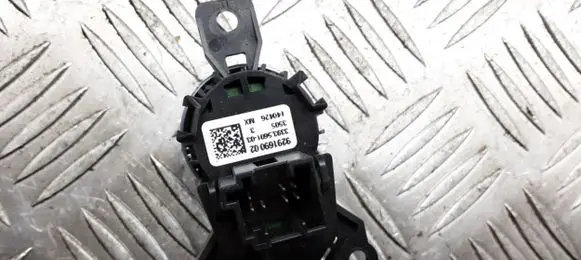 Engine start stop button switch