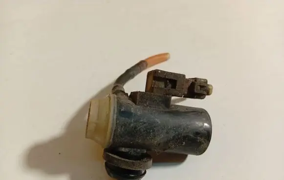 Honda Jazz Windscreen/windshield washer pump