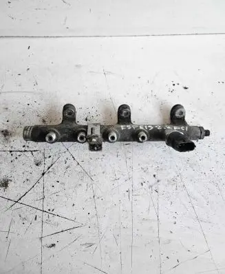 Renault Espace III Fuel main line pipe 0445214018 8200010077