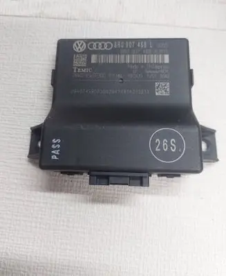 Audi A5 Sportback 8TA Gateway control module 8R0907468L 8R0907468A