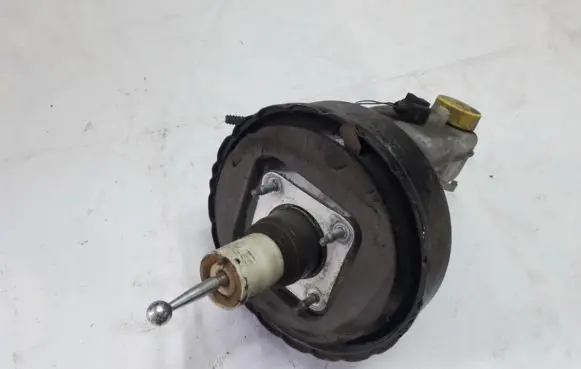 Skoda Fabia Mk1 (6Y) Brake booster 6q2614105ad