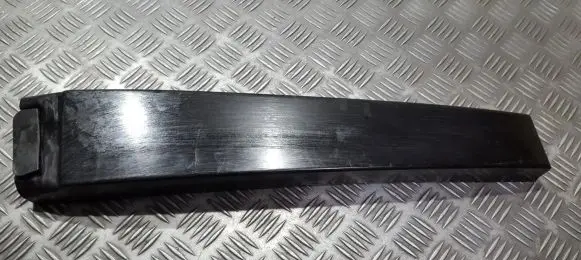 Volkswagen Touareg I Other front door trim element 