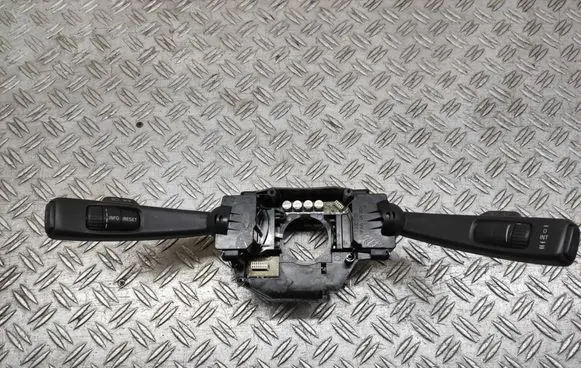 Volvo C30 Wiper turn signal indicator stalk/switch P31313107 T0876977 17G5221