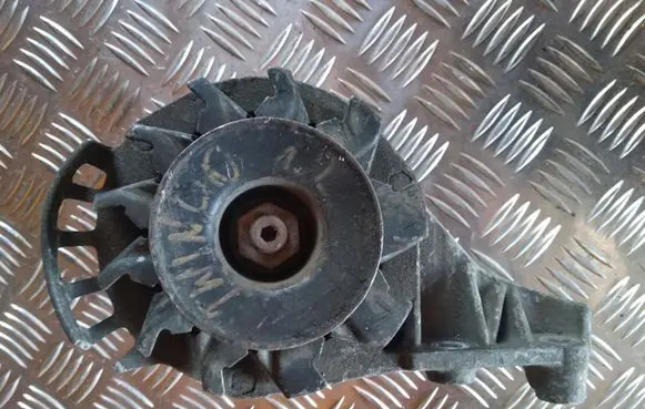 Renault Twingo I Generator/alternator 50126 CA889IR