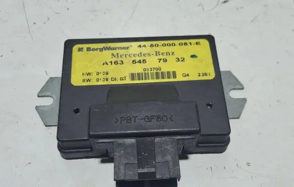 Mercedes-Benz ML W163 Transfer box differential control unit A1635457932 4450000051E 093700