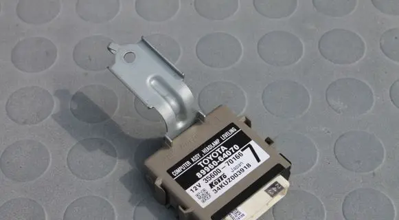 Toyota Verso Other control units/modules 8996064070