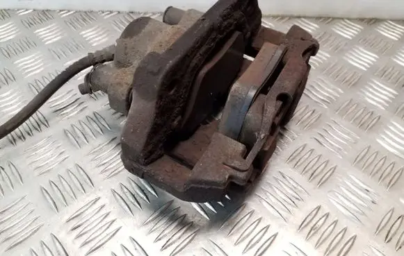 BMW 1 E81 E87 Front brake caliper