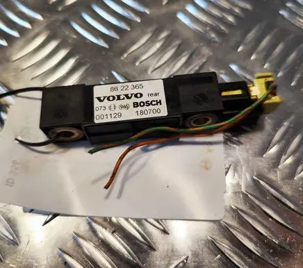 Volvo XC70 Airbag deployment crash/impact sensor 8622365 001129