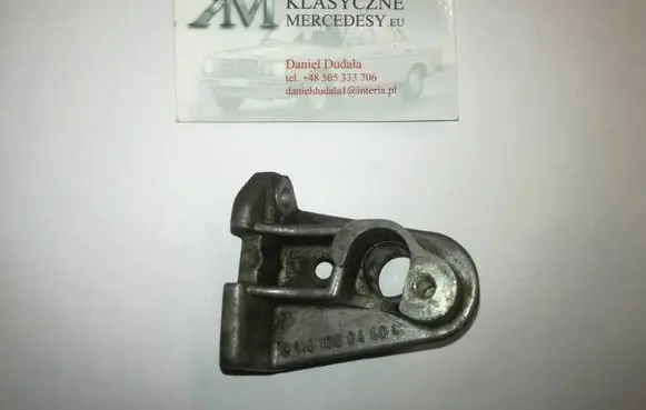 Mercedes-Benz SL R107 Engine mount bracket 1161580440