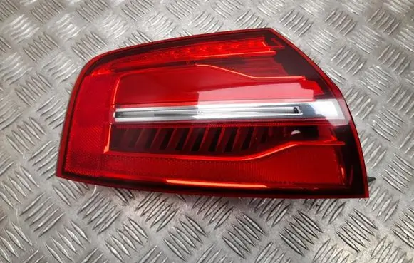 Audi A8 S8 D4 4H Rear/tail lights 4H0945095J