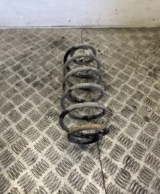 Toyota Yaris Rear coil spring