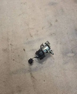 Audi A8 S8 D2 4D Tailgate exterior lock 445862055