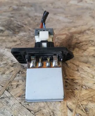 Hyundai i20 (PB PBT) Heater blower fan relay 8J26C
