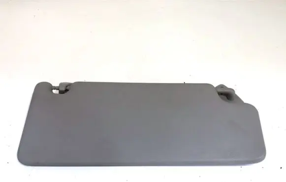 Sun visor