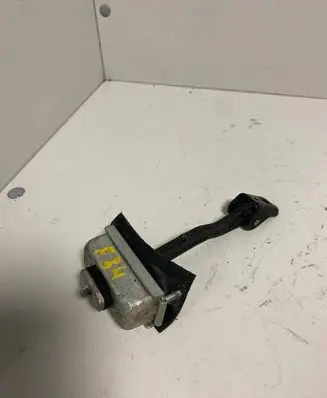 Ford Focus Front door check strap stopper 3M51R23500AG 5173991 A08033