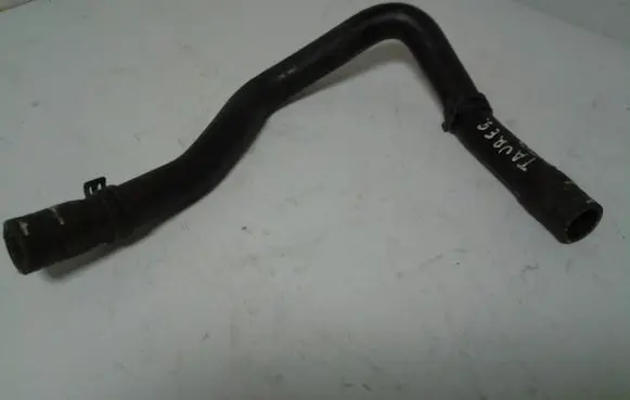 Volkswagen Touareg I Engine coolant pipe/hose 7L6815986A