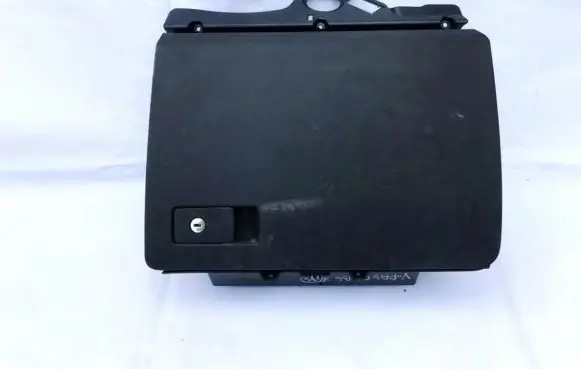 Volkswagen PASSAT B6 Glove box 3c2857097