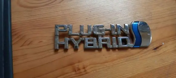 Toyota C-HR I Manufacturer badge logo/emblem 0561221564754576