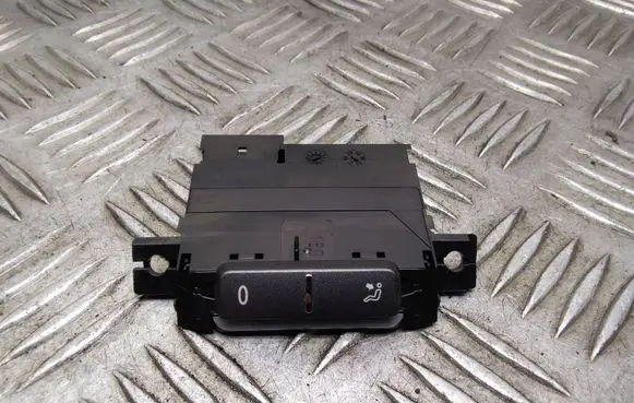 Volkswagen Phaeton Interior fan control switch 3D0919815L
