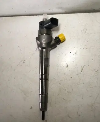 Skoda Octavia Mk3 (5E) Fuel injector 04L130277AC 0445110469