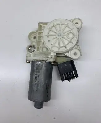 Mercedes-Benz E W211 Front door window regulator motor A2118203042 993627101 0130821971