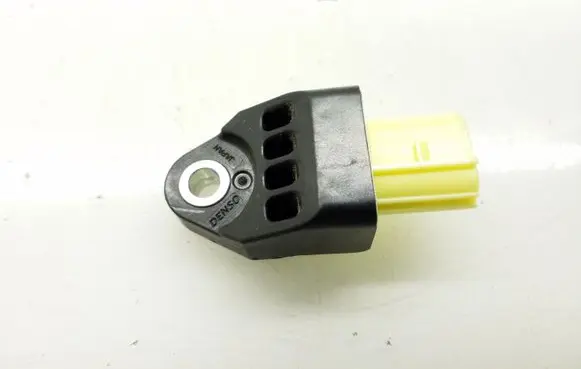 Toyota RAV 4 (XA30) Airbag deployment crash/impact sensor 8983142010