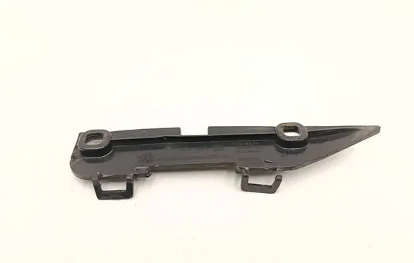 BMW 2 F46 Front bumper mounting bracket 7301575