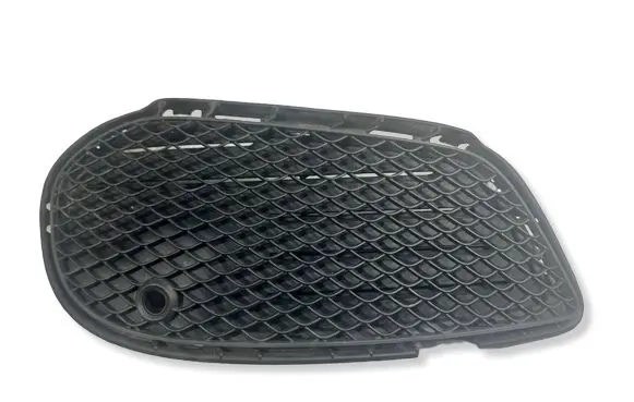 Mercedes-Benz C AMG W205 Front bumper lower grill A2058854023
