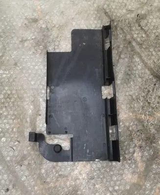 Audi A6 S6 C7 4G Battery box tray cover/lid 8K0915429