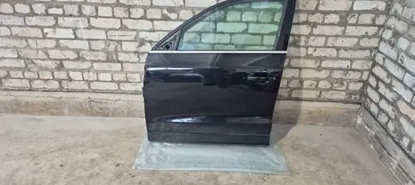 Audi Q3 8U Front door 8U0831051B