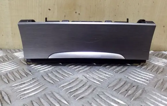Ashtray (front)