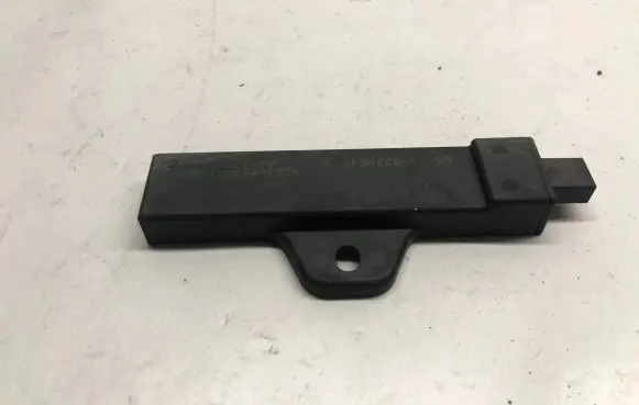 BMW 5 GT F07 Keyless system antenna 9220832