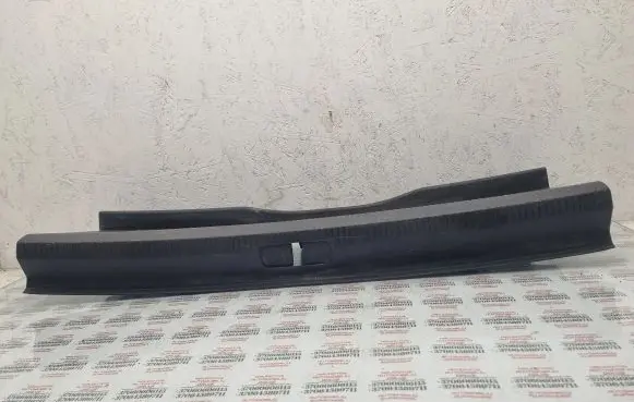 Volkswagen PASSAT CC Trunk/boot sill cover protection 3C8863485D