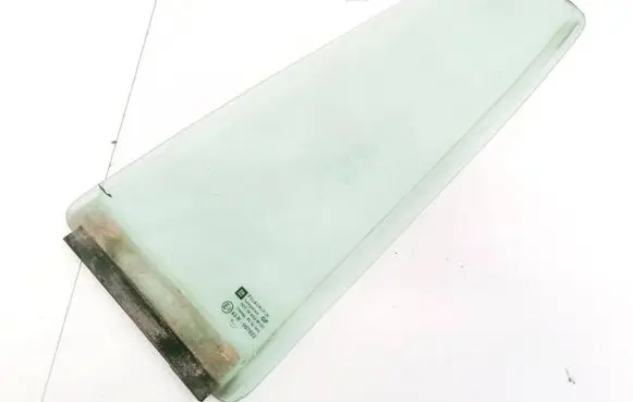 Rear vent window glass