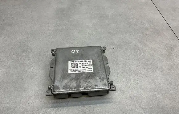 Audi Q3 8U Headlight ballast module Xenon 7PP941572AB