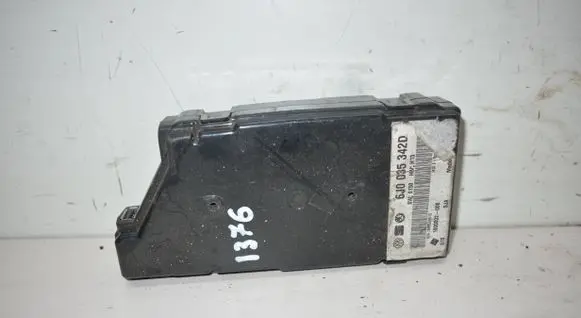 Seat Ibiza IV (6J,6P) USB control unit 6J0035342D