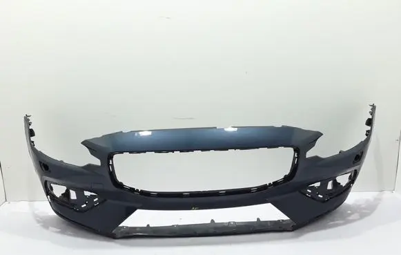 Volvo V60 Front bumper 31690589