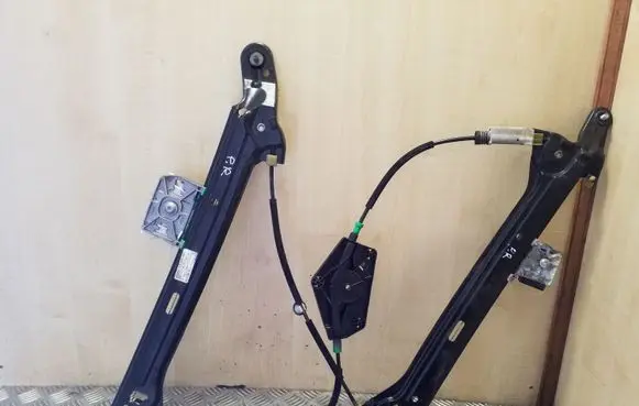 Audi A5 Sportback 8TA Front window lifting mechanism without motor 8T8837462