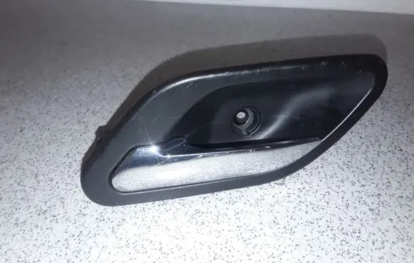 BMW 5 E39 Front door interior handle 7032925