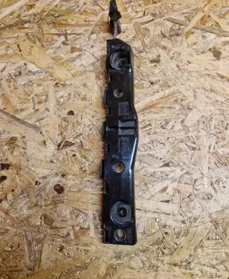 Nissan e-NV200 Rear bumper mounting bracket