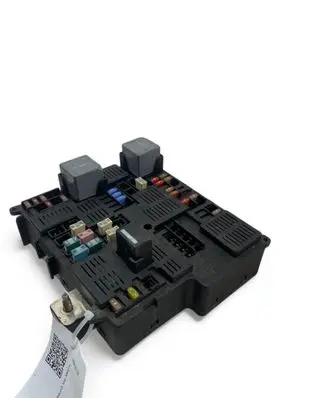 Volvo XC90 Fuse module 31473588