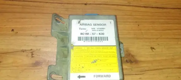 Mazda 323 F Airbag control unit/module bc1m57k30 bc1m-57-k30