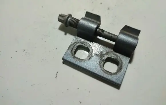 BMW 1 E81 E87 Rear door lower hinge