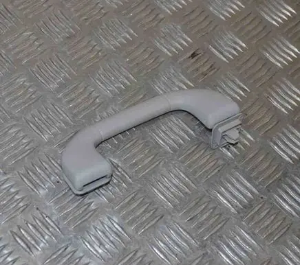 Mercedes-Benz C W204 Front interior roof grab handle A204100051