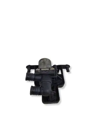 Mercedes-Benz E W212 Coolant heater control valve 6411837921 020408 1147412154