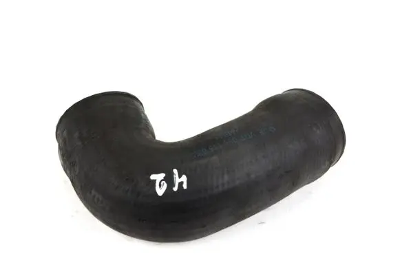 Volkswagen PASSAT B5.5 Intercooler hose/pipe 059145832