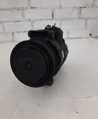 Volkswagen Golf V Air conditioning (A/C) compressor (pump) 1K0820859C 20060921261